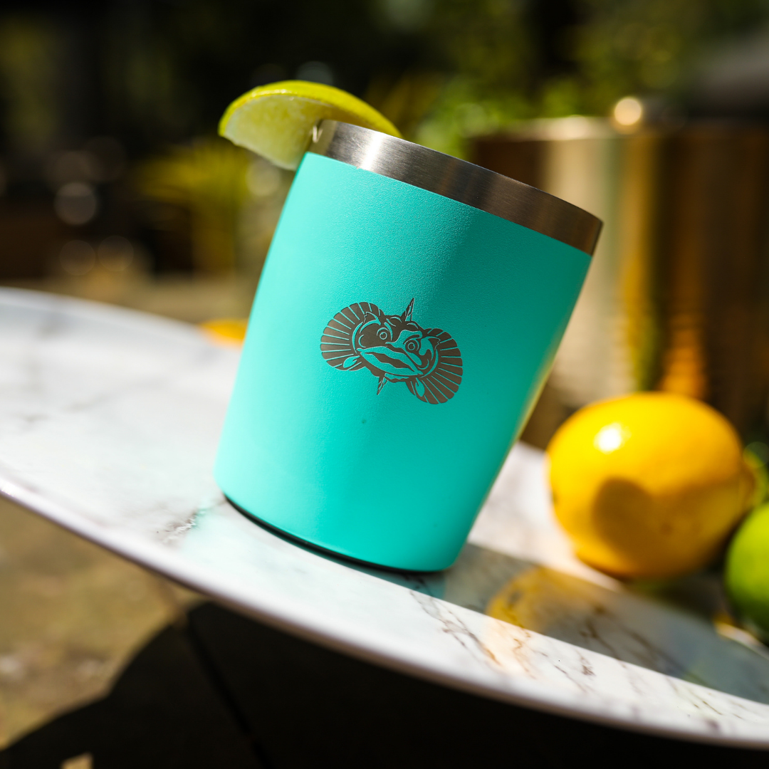Non Spill Non-Tipping Rocks Tumblers With Lid with lemon
